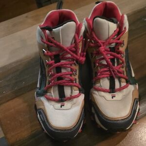 Fila Men's Oakmont TR Trail Athletic Shoes Size 7